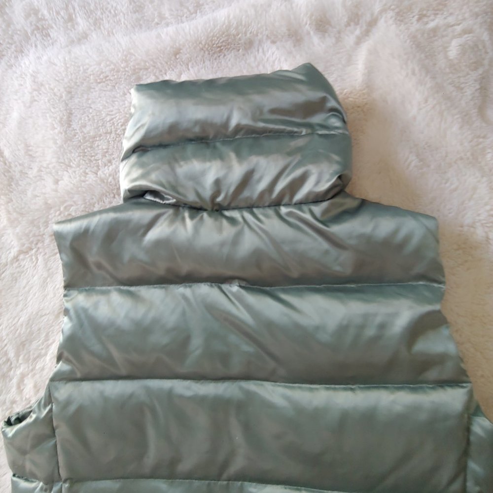 Talbots Green Metallic Funnel Neck Full Zip up Puffer Vest - Picture 4 of 10